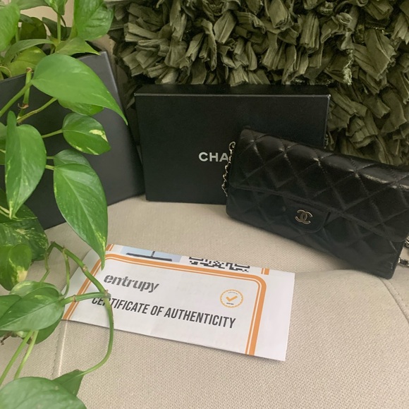 Chanel Flap Wallet - Picture 2 of 13